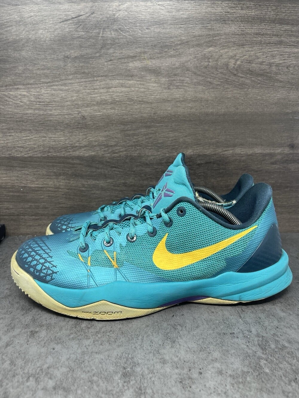Nike Zoom Kobe Venomenon 4 Size 12 Mens Turbo Green Basketball 635578-302